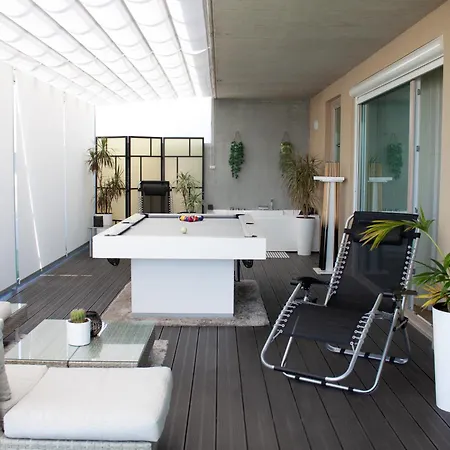 Luxury By The Blue Vila Nova de Gaia